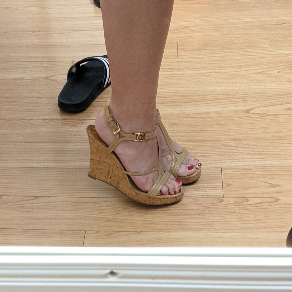 MK Michael Kors wedges (Size 5.5)